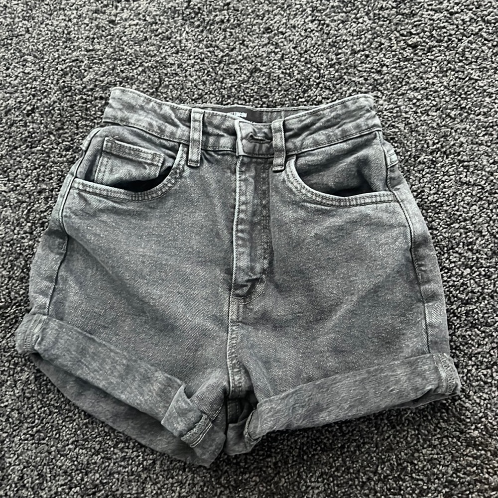 cotton on shorts only worn once